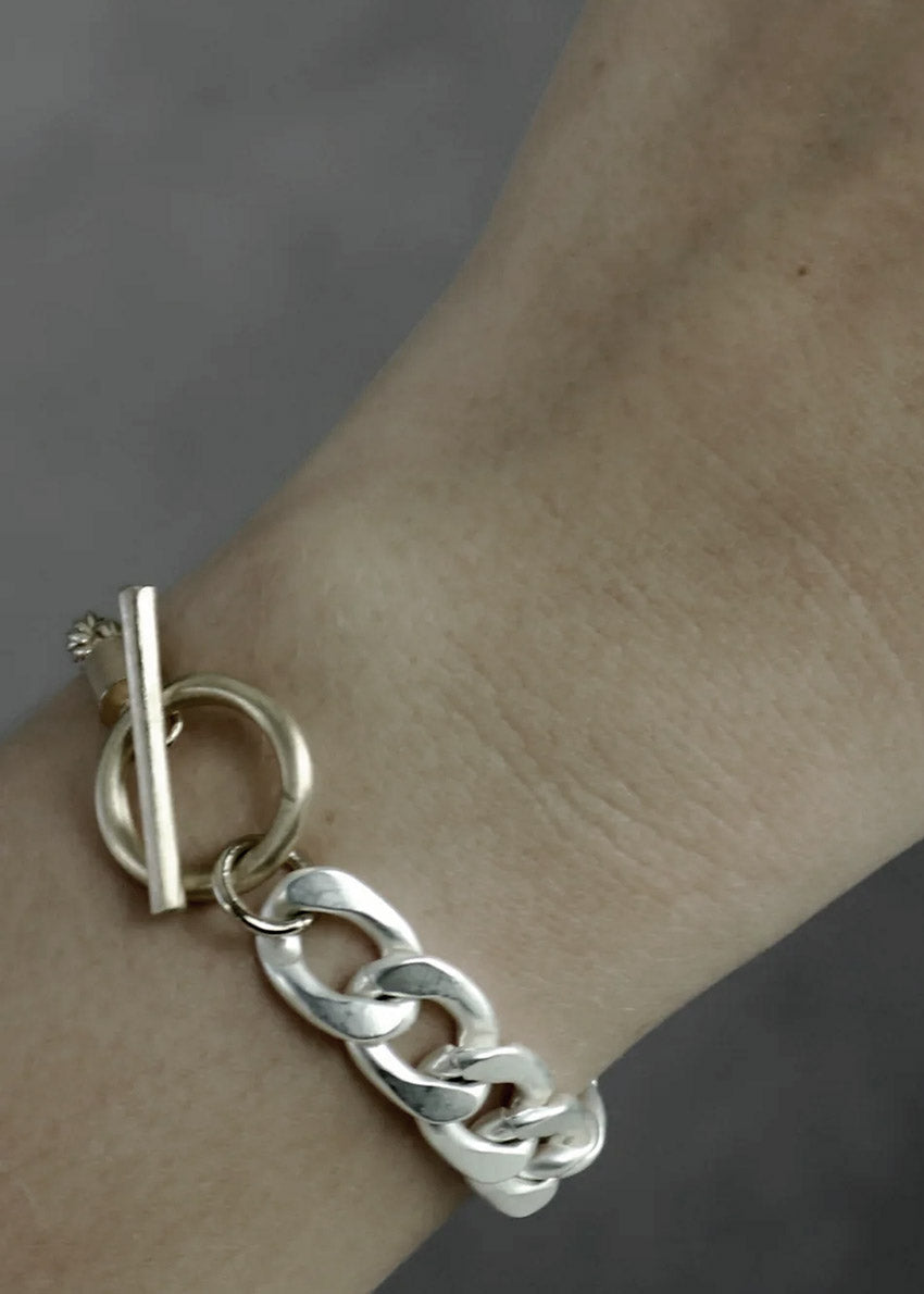 T-Bar Link Bracelet